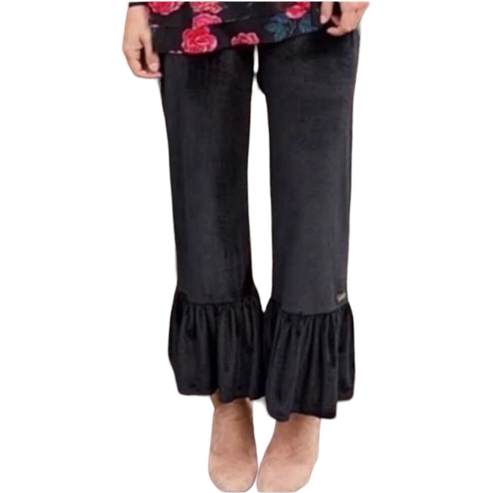 NWT Matilda Jane Black Stretch Velvet Big Ruffles Croppes Pants Size Small 2/4